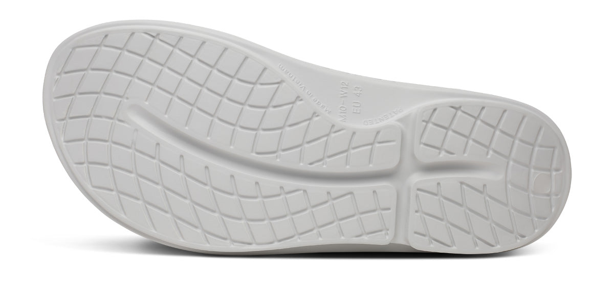 OOFOS BAUER x Men's OOriginal Sport Flip-Flop Sandals - Moonstone