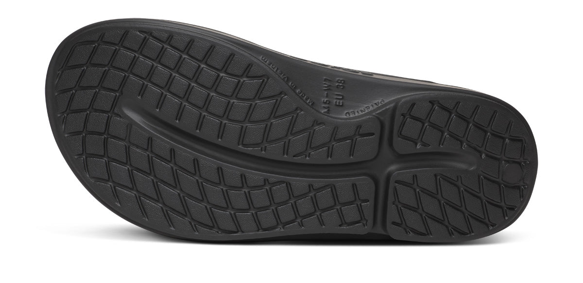 OOFOS Men's OOriginal Sport Flip-Flop Sandals - Night Camo
