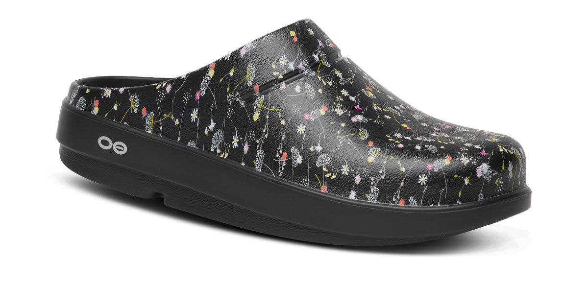 OOFOS Women's OOcloog Limited Edition Clog - Meadow
