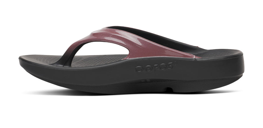 OOFOS Women's OOlala Luxe Flip-Flop Sandals - Rosewood