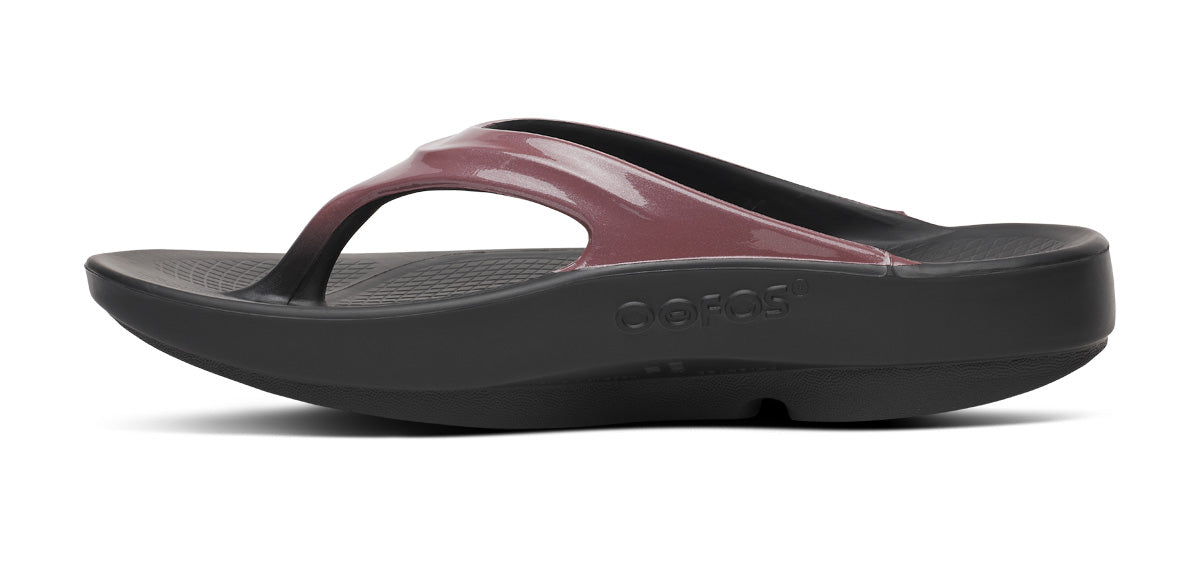 OOFOS Women's OOlala Luxe Flip-Flop Sandals - Rosewood