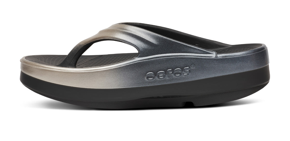 OOFOS Women's OOmega OOlala Stacked Flip-Flop Sandals - Latte Fade