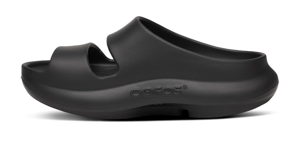OOFOS Women's OOyea Slide Sandal - Black