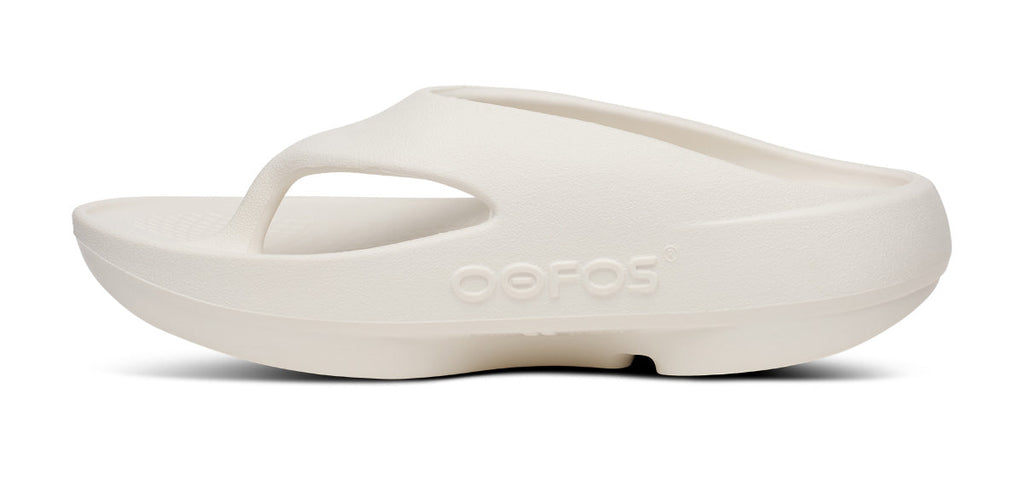 OOFOS Men's OOriginal PLUS Flip-Flop Sandals - Chalk