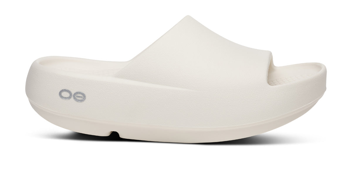 OOFOS Women's OOahh PLUS Slide Sandal - Chalk
