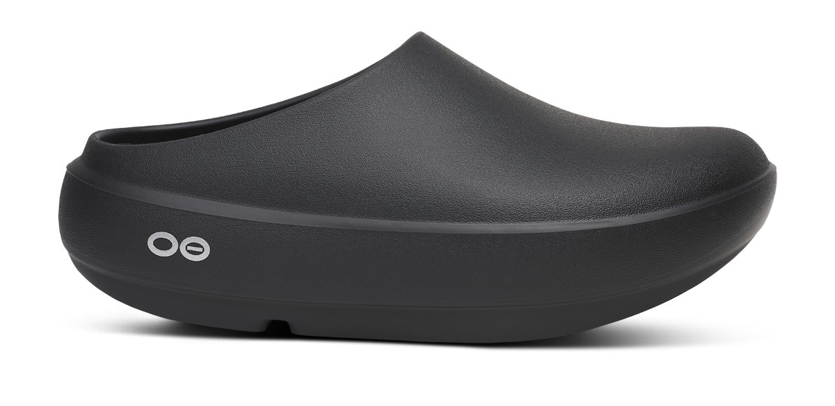 OOFOS Women's Cloog PLUS Clog - Black