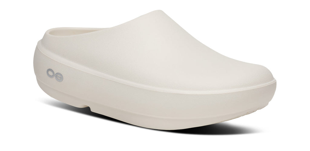 OOFOS Women's Cloog PLUS Clog - Chalk