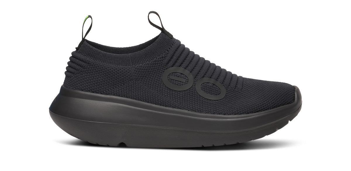 OOFOS Women's OOmy Zen Sneakers - Black