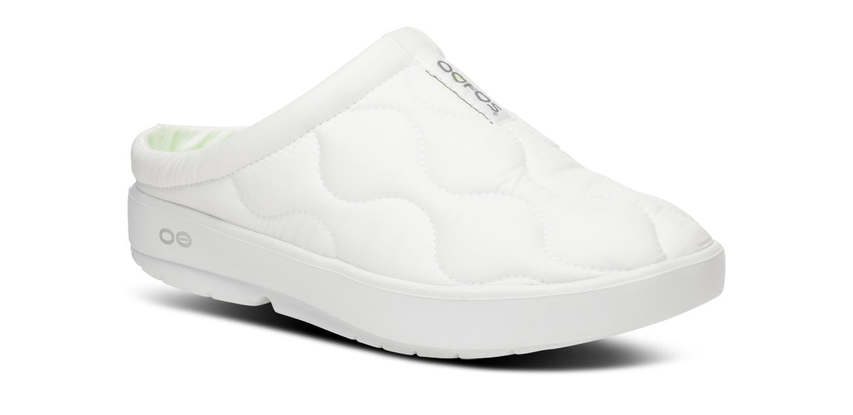 OOFOS Women's OOcoozie Thermo Mule Slippers - White