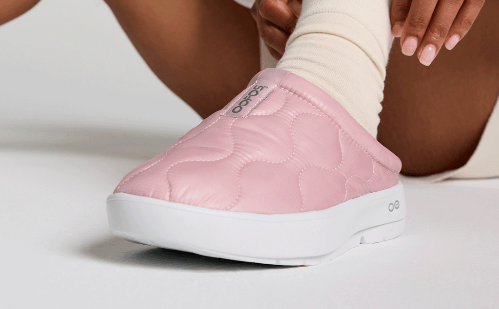 OOFOS Women's OOcoozie Thermo Mule Slippers - Stardust