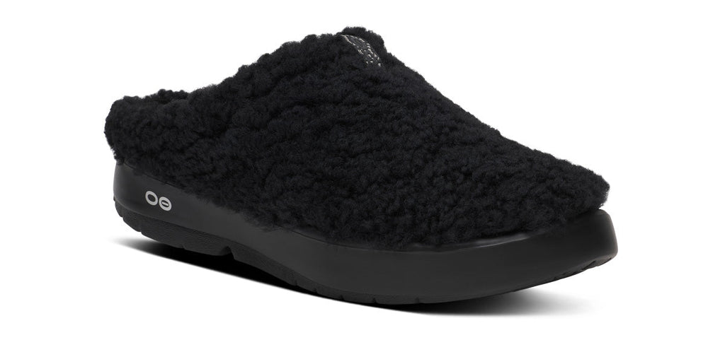 OOFOS Women's OOcoozie Sherpa Mule Slippers - Black