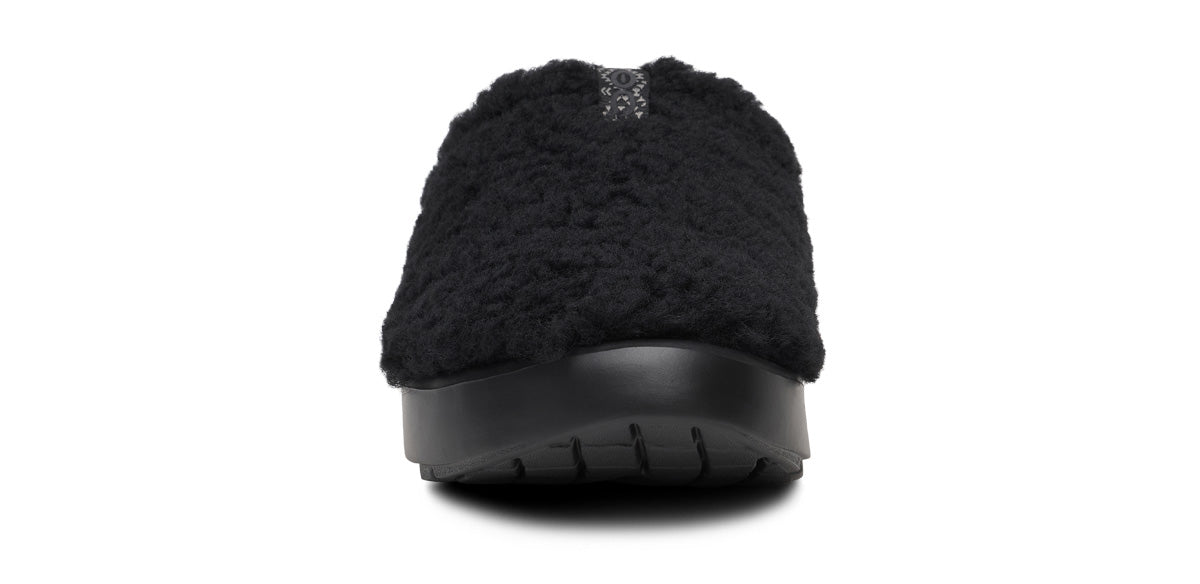 OOFOS Women's OOcoozie Sherpa Mule Slippers - Black
