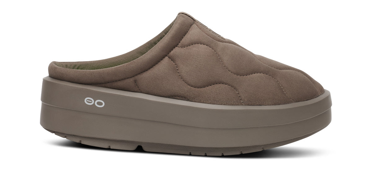 OOFOS Women's OOmega Posh Mule Slippers - Truffle