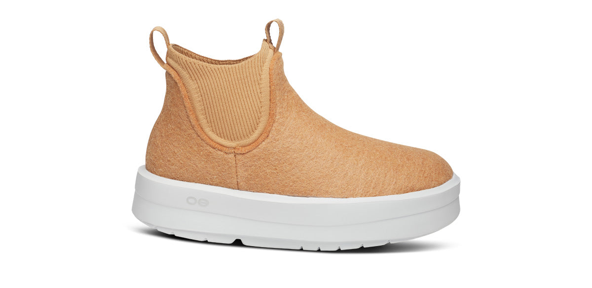 OOFOS Women's OOmega Londoner Boots - Almond