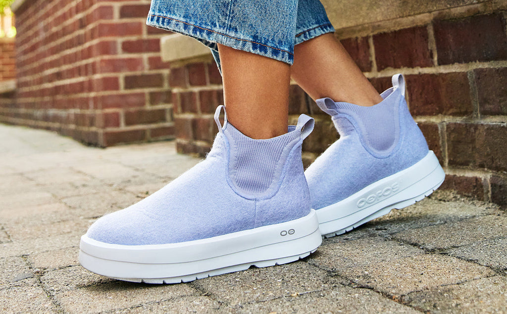 OOFOS Women's OOmega Londoner Boots - Spacedust