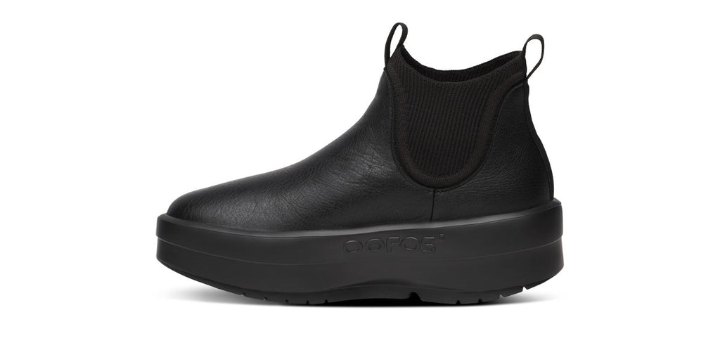OOFOS Women's OOmega Leather Londoner Boots - Black