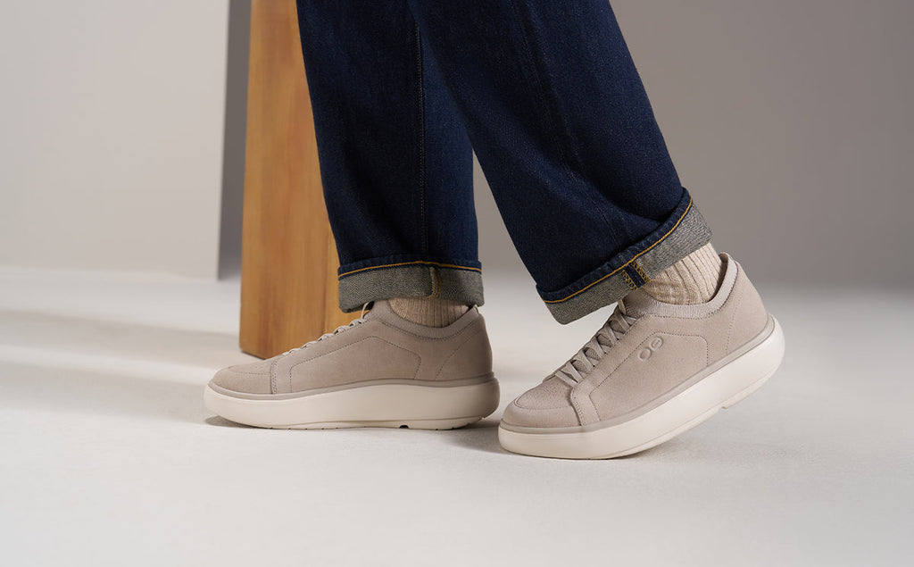 OOFOS Men's Club+ Suede Sneakers - Moonbeam