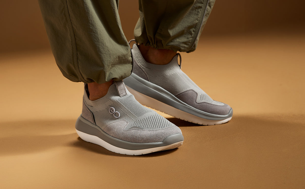 OOFOS Men's Glide Sneakers - Gray