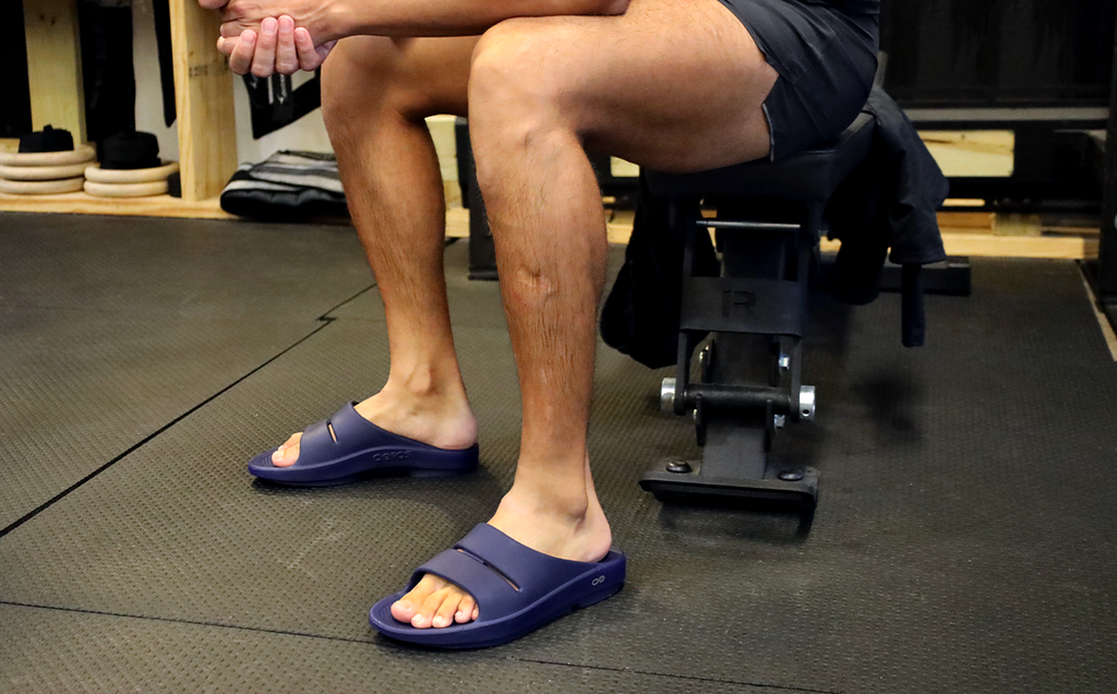 OOFOS Men's OOahh Slide Sandal - Navy