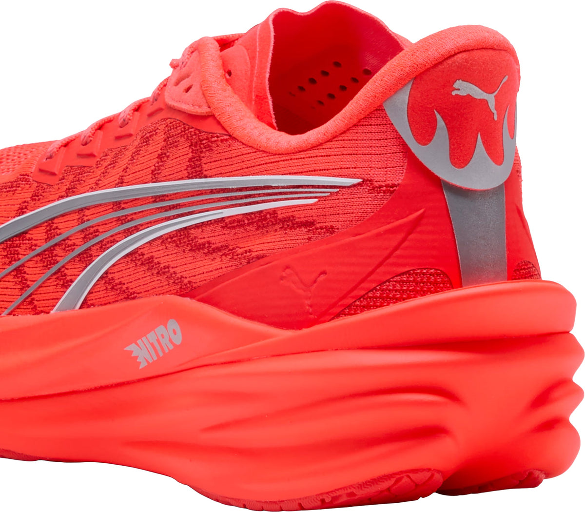 Puma Deviate Nitro 4 Men's Running Shoes - Red