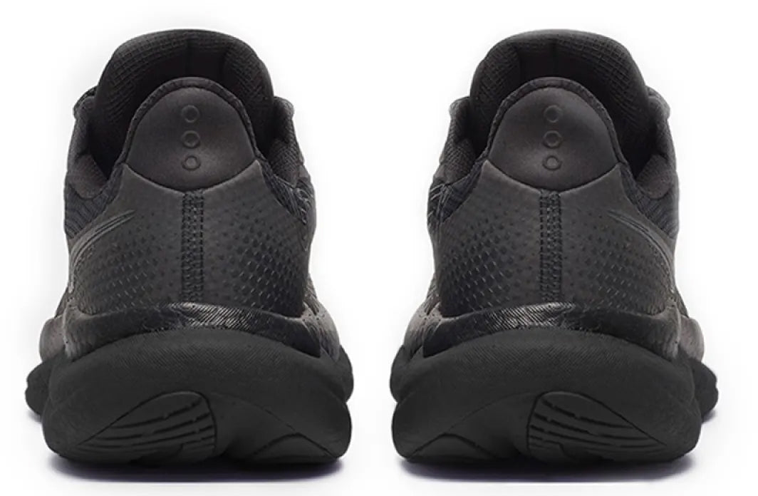 Saucony Triumph 23 GORE-TEX Men's Running Shoes - Black