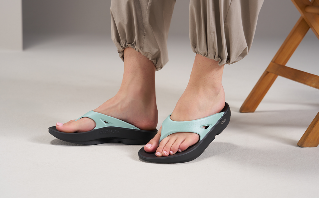 OOFOS Women's OOriginal Sport Flip-Flop Sandals - Oasis