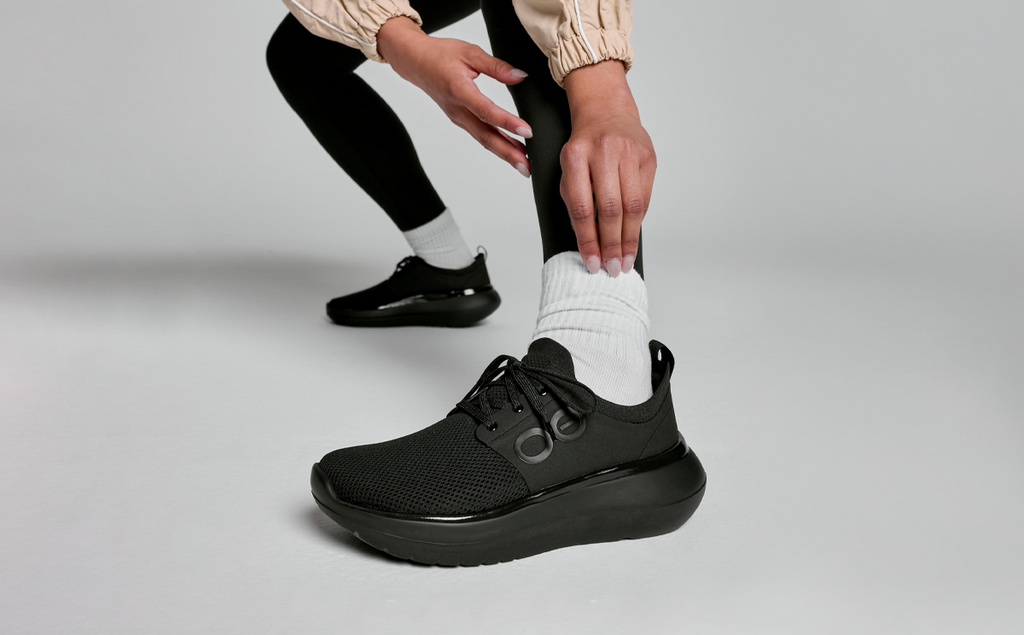 OOFOS Women's OOmy Stride Sneakers - Black
