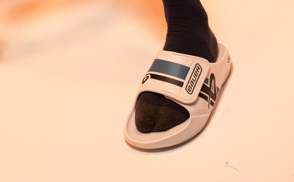 OOFOS BAUER x Men's OOahh Sport Flex Slide Sandals - White